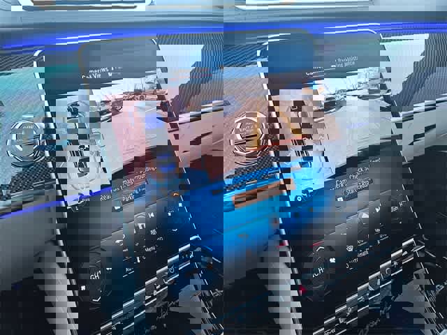 Used 2025 Mercedes-Benz S 63 AMG S image 34