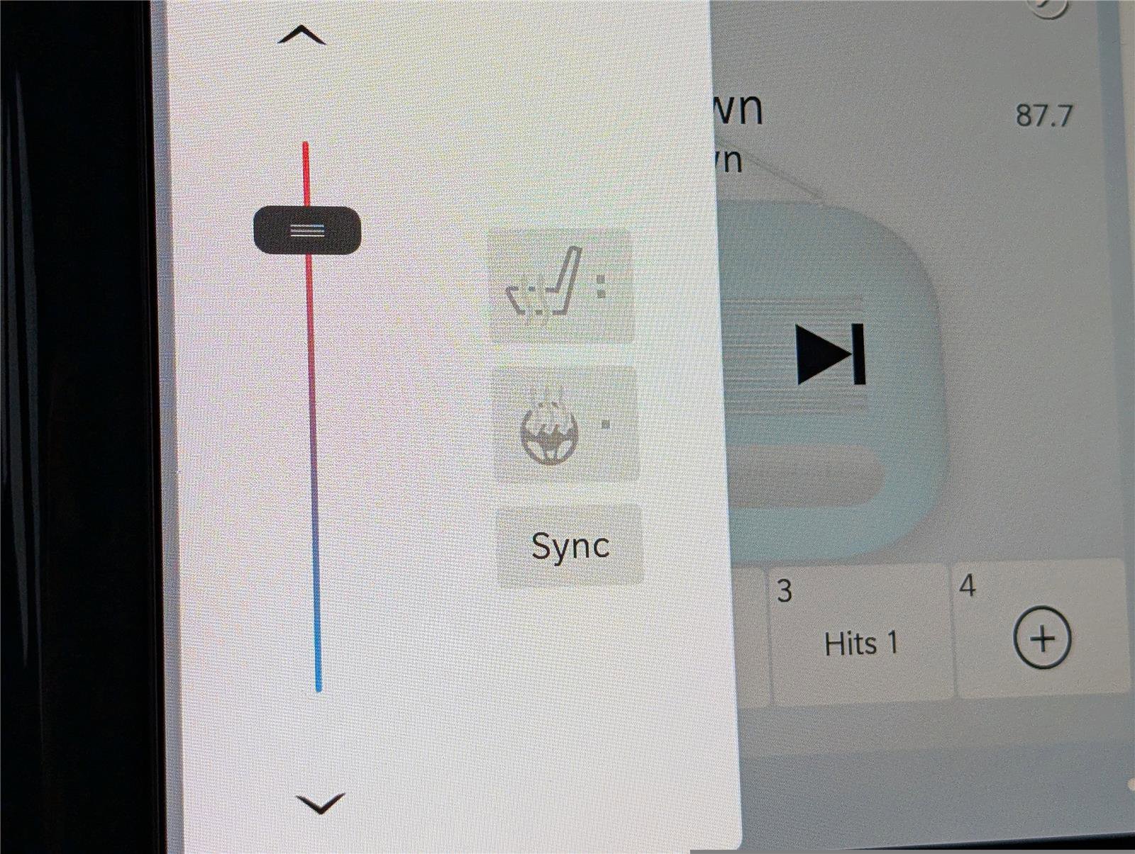 Used 2024 Chrysler Pacifica Touring-L image 24