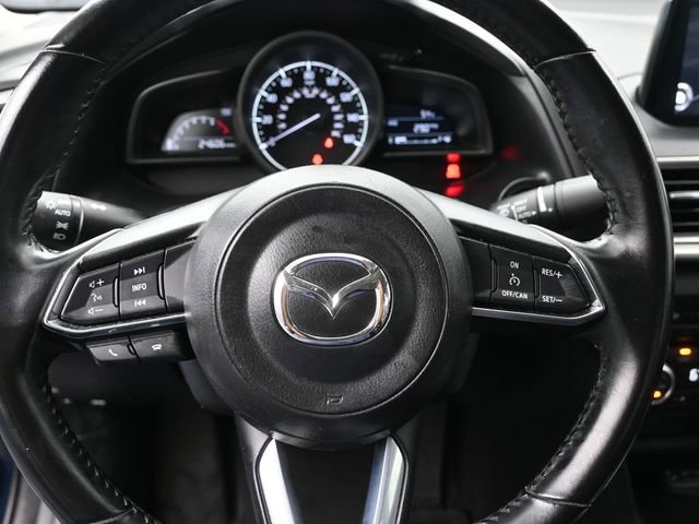 Used 2018 MAZDA MAZDA3 Touring image 9