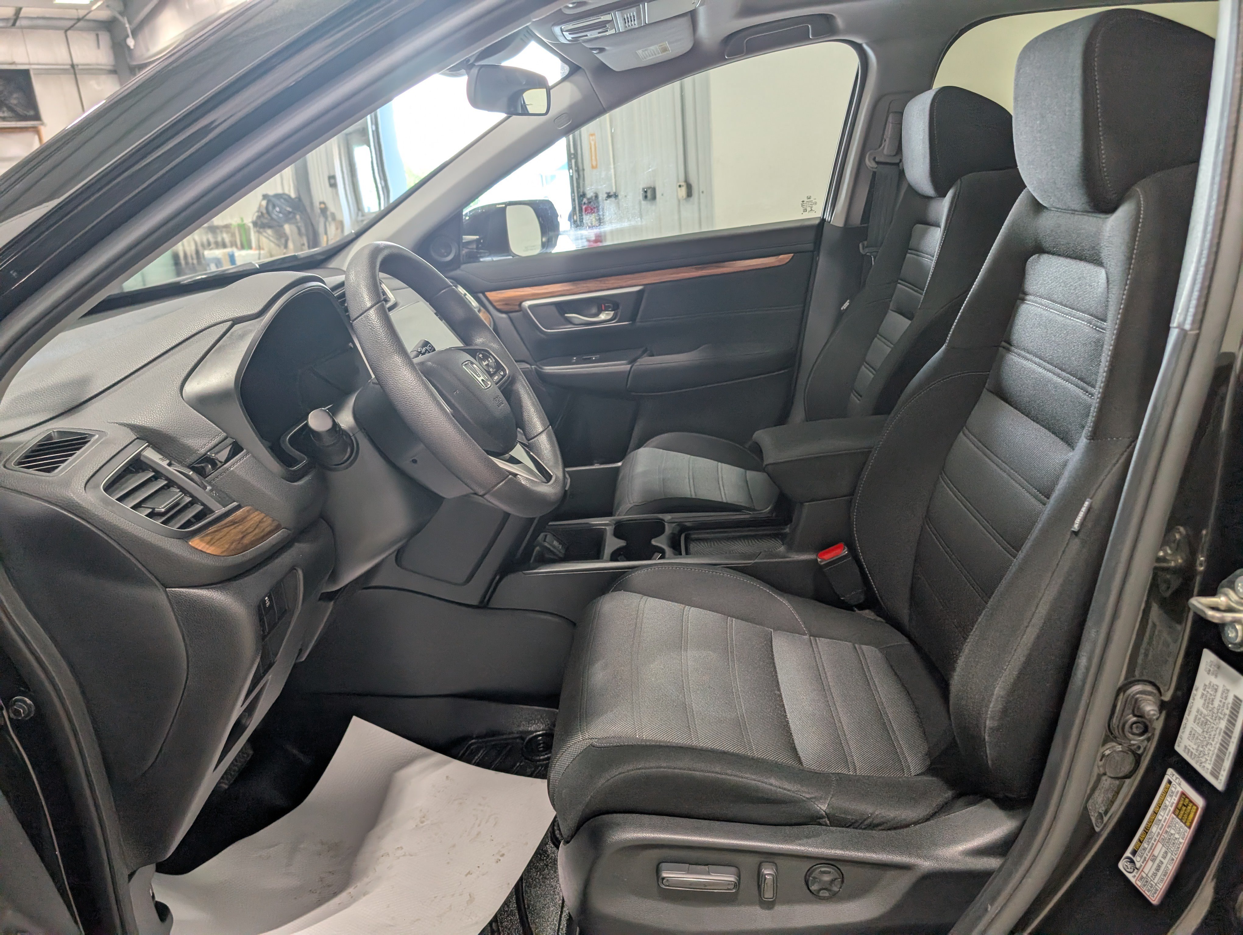 Used 2017 Honda CR-V EX image 14