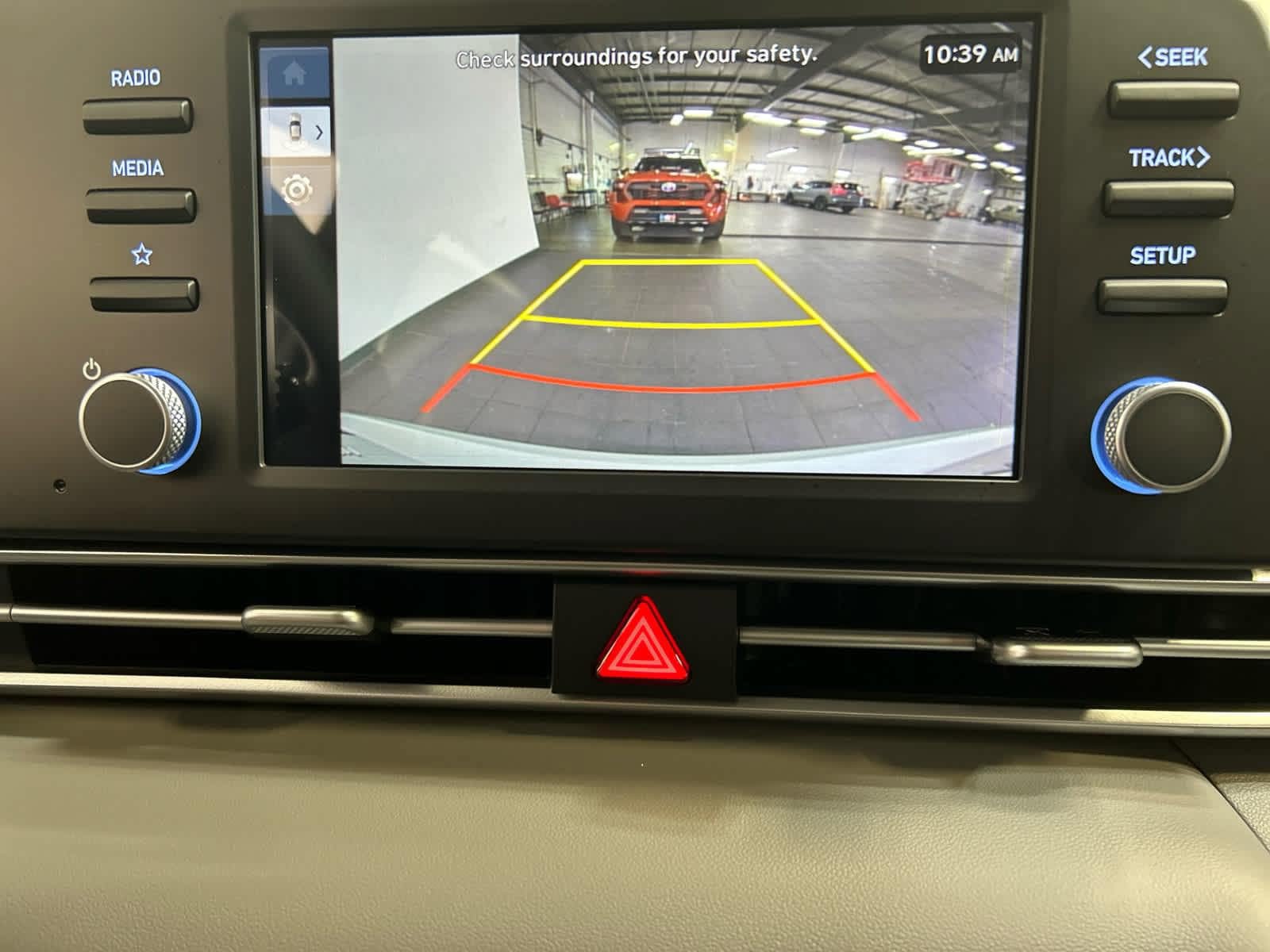 New 2026 Hyundai Elantra SE FWD image 6