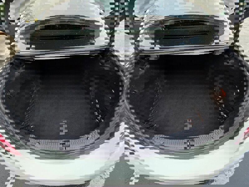 Used 2015 Mercedes-Benz C 300 4MATIC Sedan image 46