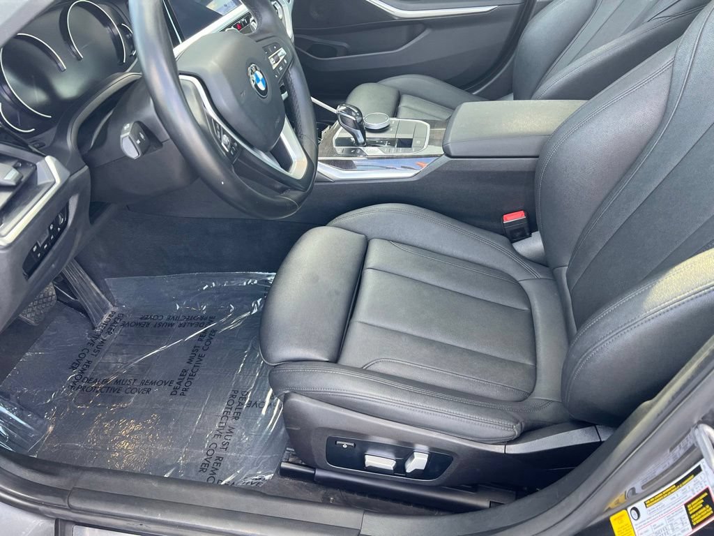 Used 2020 BMW 330i Sedan w/ Driving Assistance Package RWD image 14