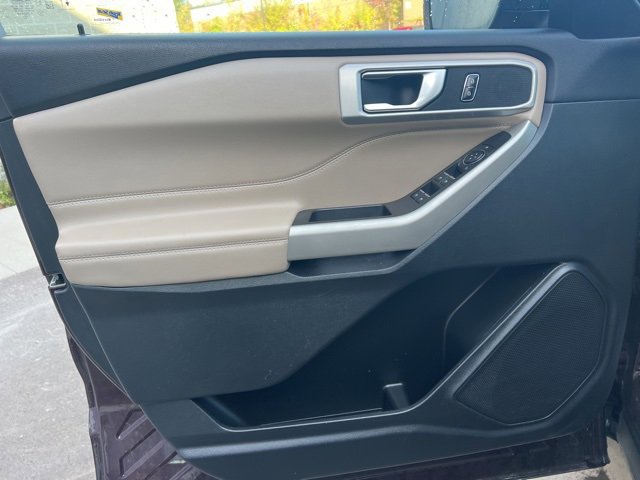 Certified 2023 Ford Explorer XLT w/ Equipment Group 202A image 22