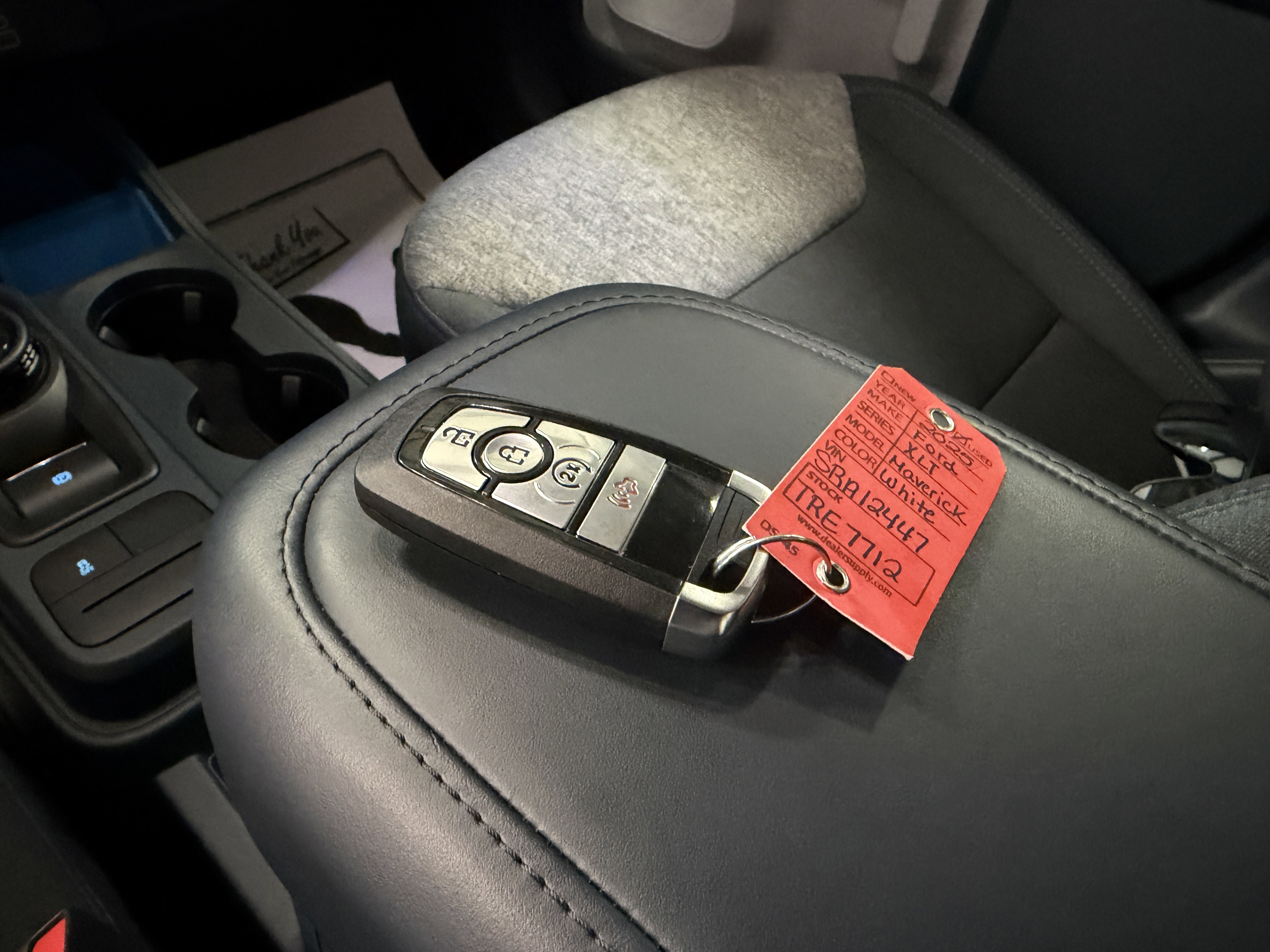 Used 2025 Ford Maverick XLT w/ Equipment Group 301A AWD/4WD image 13
