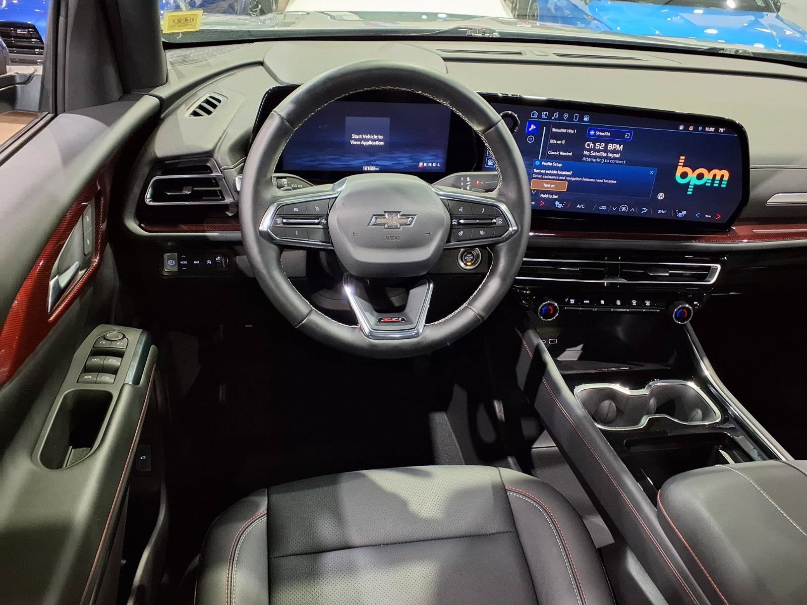 Used 2024 Chevrolet Traverse Z71 AWD/4WD image 9