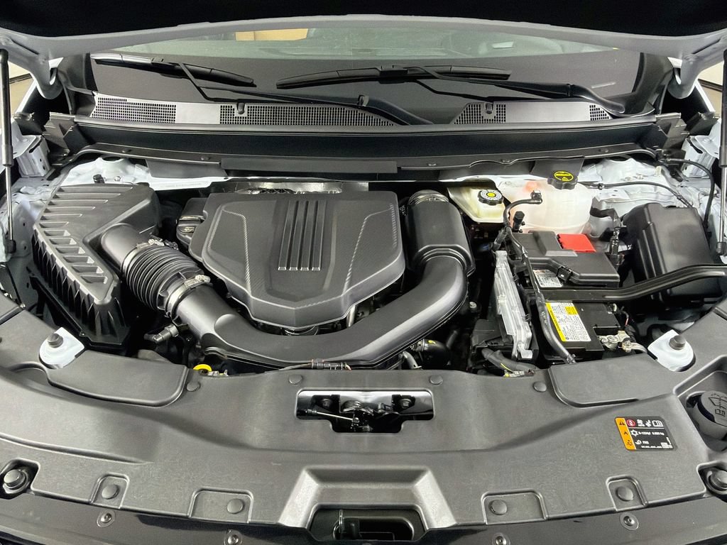 New 2027 Chevrolet Traverse Z71 w/ LPO, Floor Liner Package AWD/4WD image 27