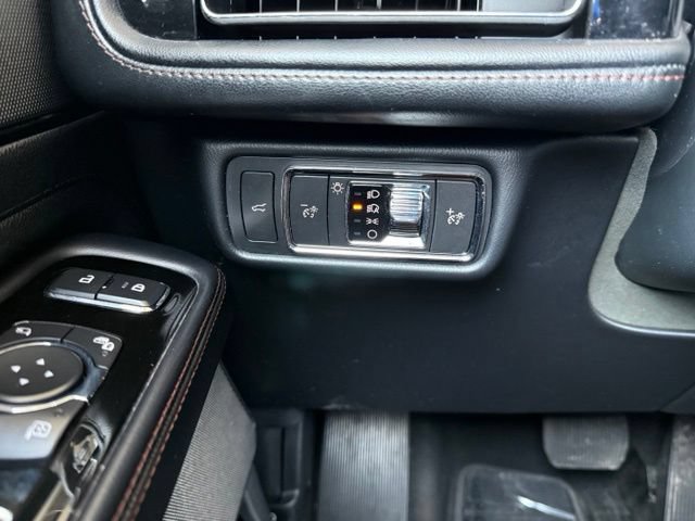 Used 2022 Lincoln Aviator Reserve w/ Equipment Group 201A RWD image 36