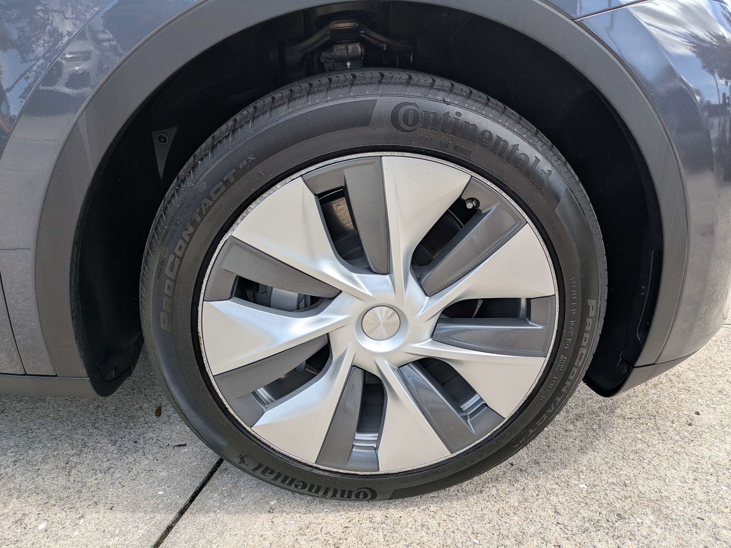 Used 2023 Tesla Model Y Long Range AWD/4WD image 11