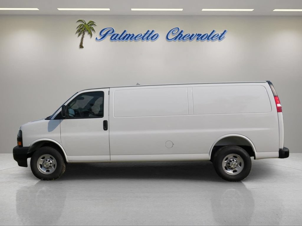 New 2026 Chevrolet Express 2500 Extended w/ Driver Convenience Package RWD image 5