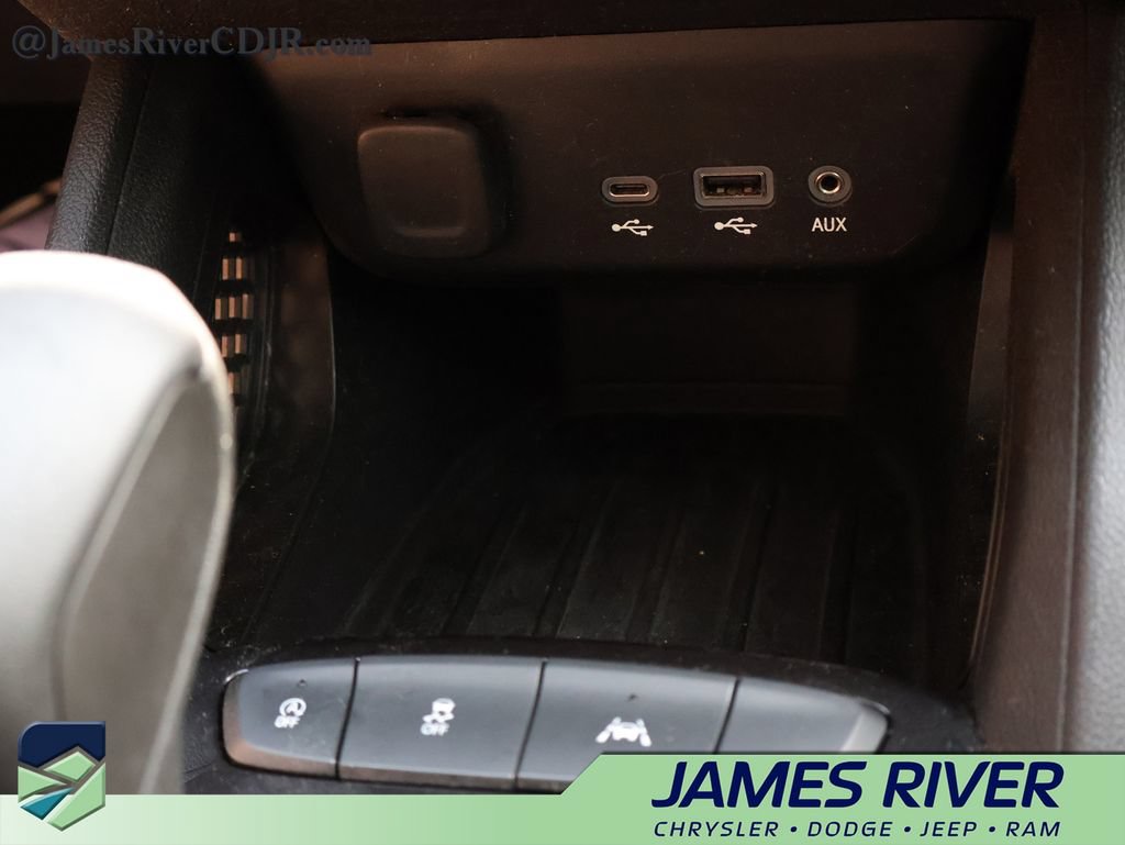 Used 2023 Chevrolet TrailBlazer LT w/ Convenience Package FWD image 36