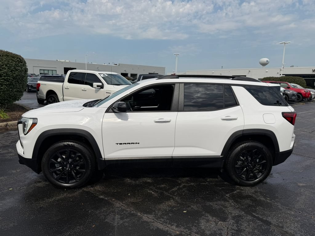 Certified 2025 GMC Terrain Elevation w/ Black Edition AWD/4WD image 6