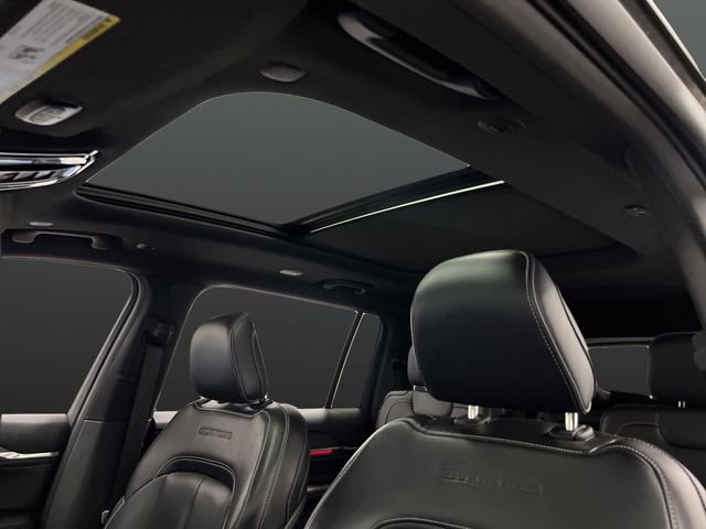 Used 2023 Jeep Grand Cherokee L Overland image 7