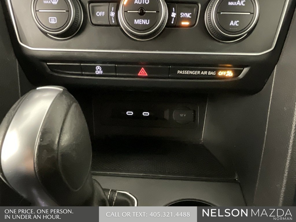 Used 2021 Volkswagen Atlas Cross Sport SE image 36