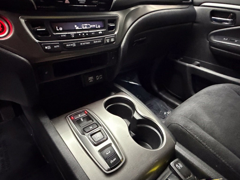 Used 2022 Honda Pilot Sport image 26