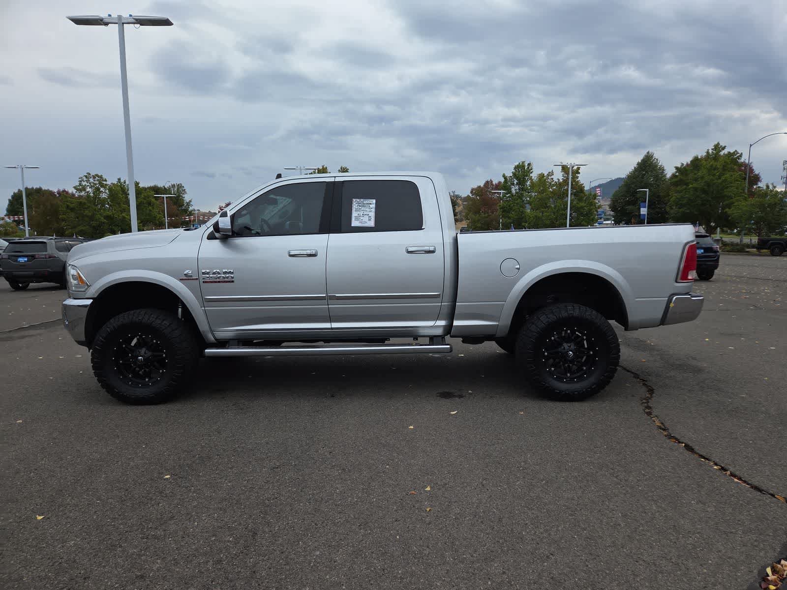 Used 2014 RAM 2500 Laramie w/ Convenience Group AWD/4WD image 11