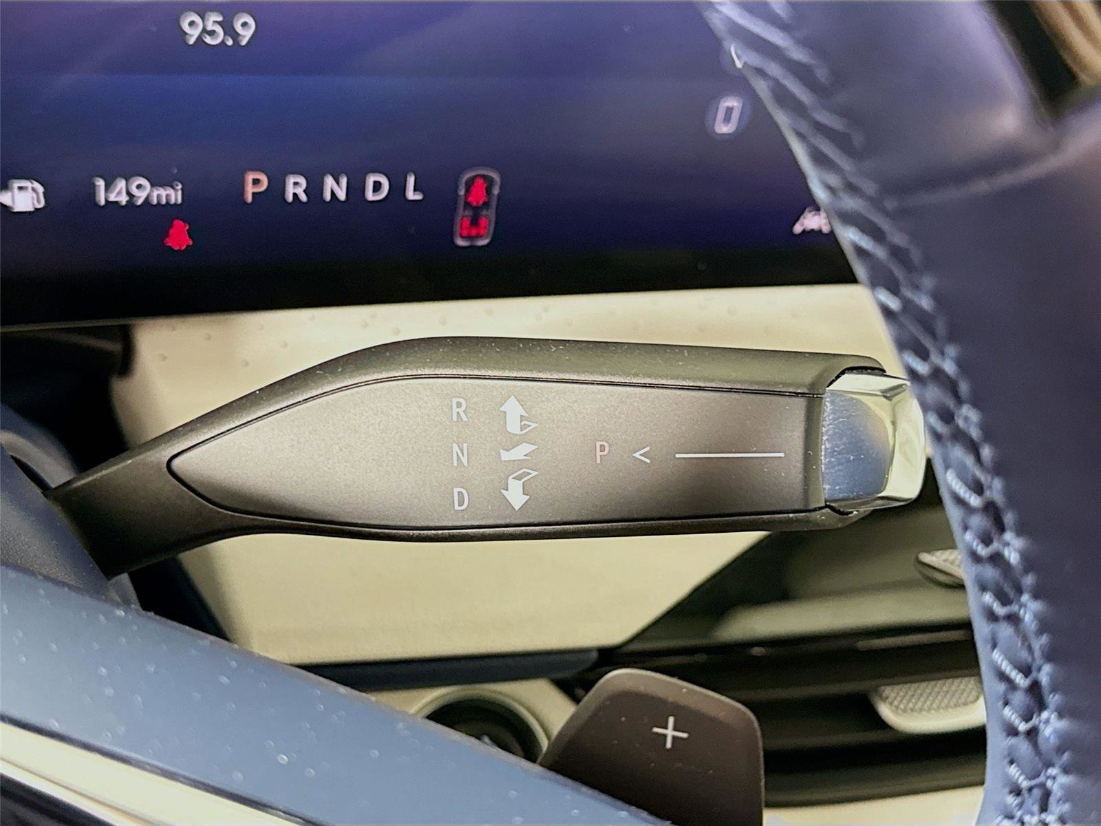 Used 2025 Buick Enclave Avenir w/ Super Cruise Package image 11