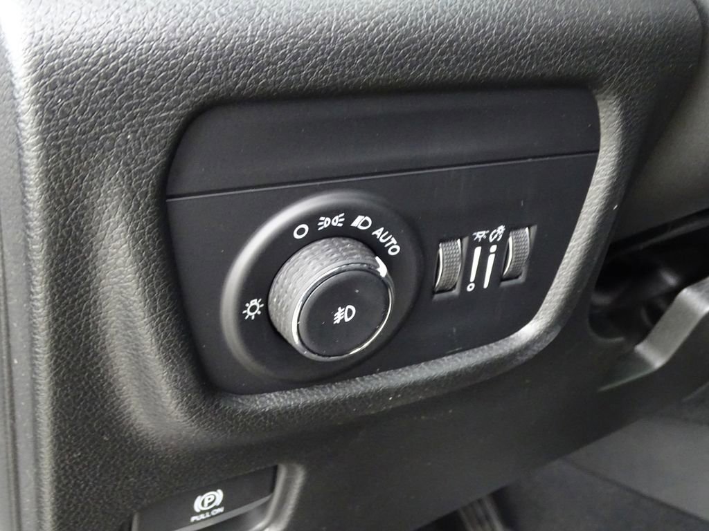 New 2025 Jeep Grand Cherokee L Limited image 23