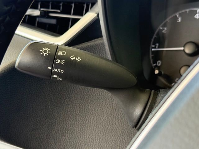 Used 2024 Toyota Corolla SE image 34