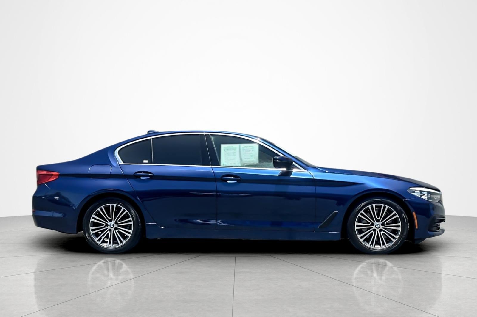 Used 2019 BMW 530i w/ Convenience Package RWD image 6