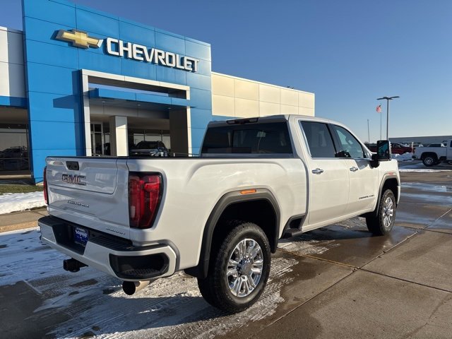 Used 2021 GMC Sierra 3500 Denali w/ Denali Ultimate Package image 8