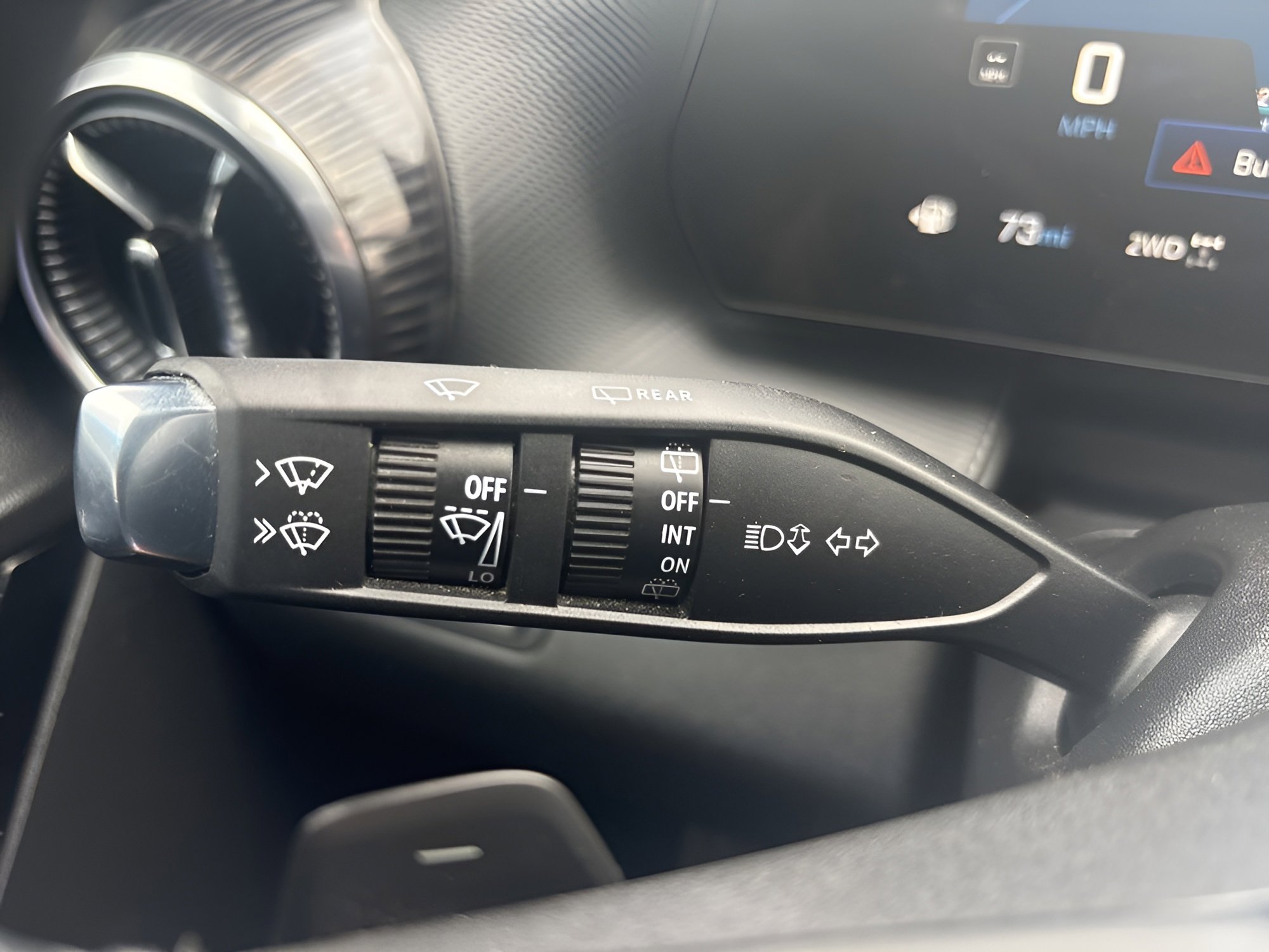 Used 2025 Chevrolet Equinox LT AWD/4WD image 24