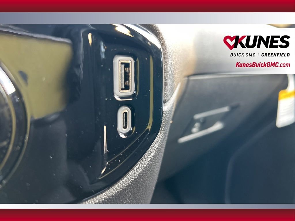 New 2026 GMC Sierra 2500 SLE image 35