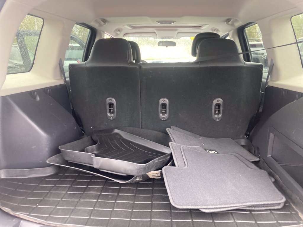 Used 2015 Jeep Patriot High Altitude AWD/4WD image 29