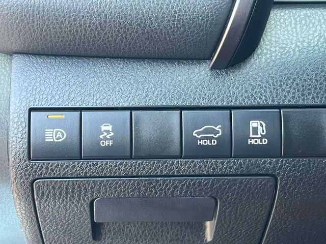 Certified 2023 Toyota Camry SE FWD image 25
