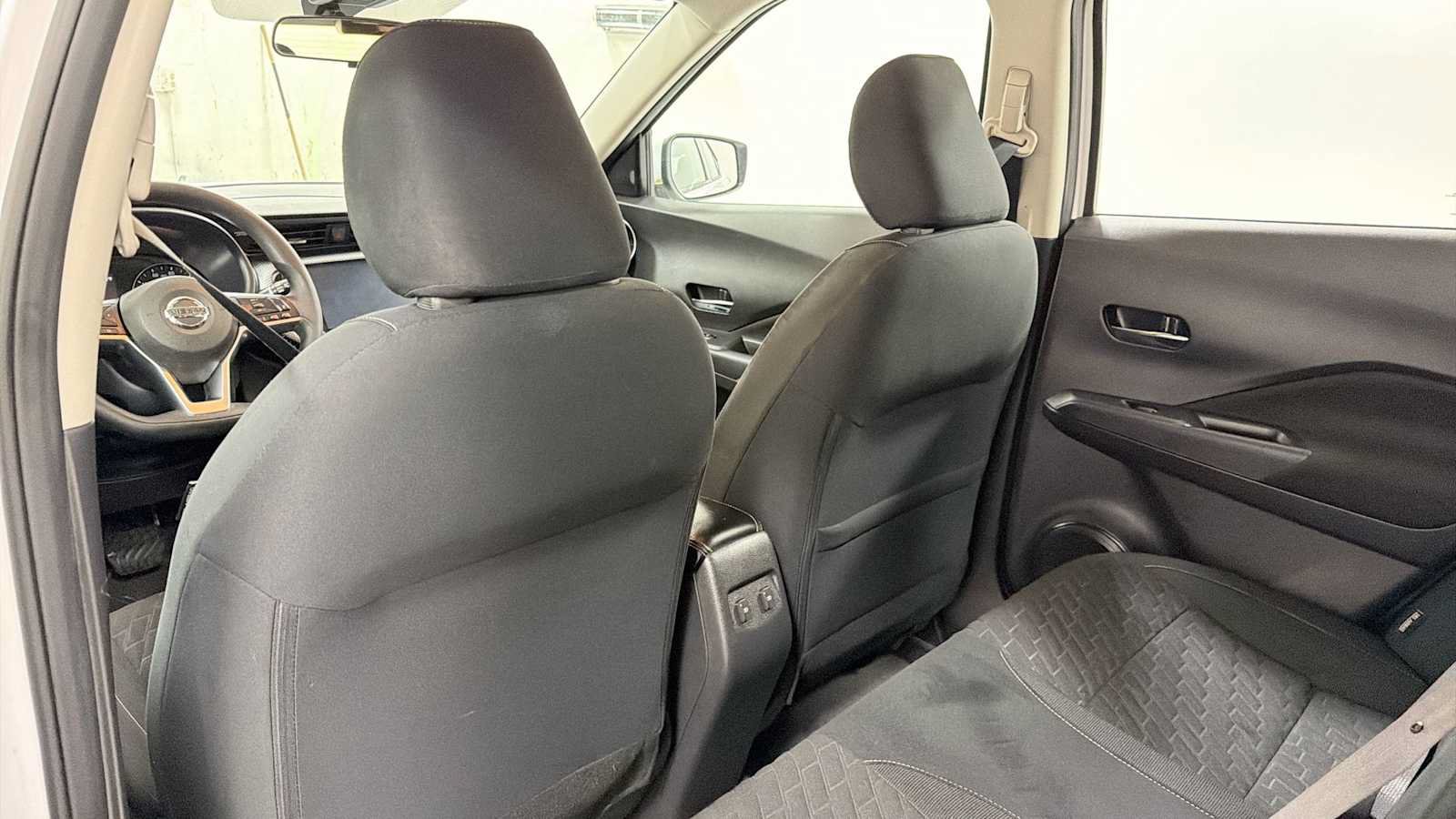 Used 2021 Nissan Kicks SV FWD image 24