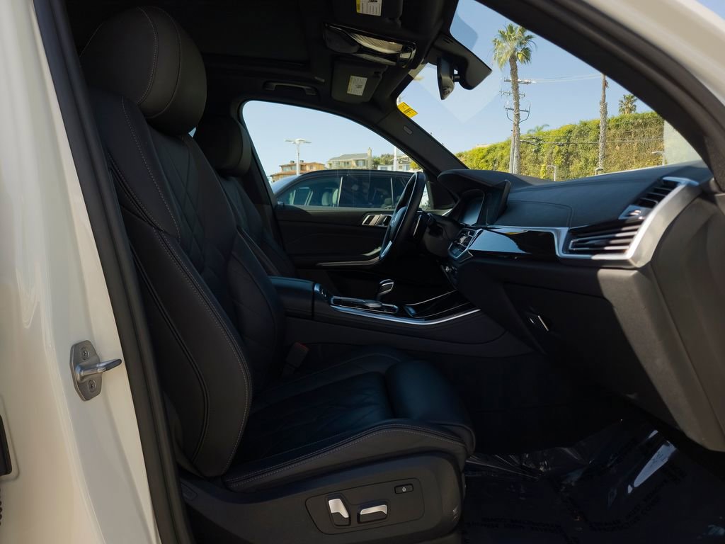 Used 2023 BMW X5 xDrive40i w/ Climate Comfort Package image 21