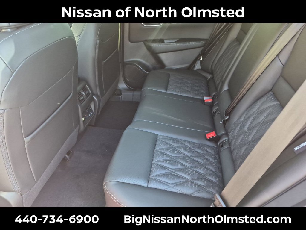 New 2026 Nissan Rogue Platinum w/ Platinum Premium Package AWD/4WD image 19