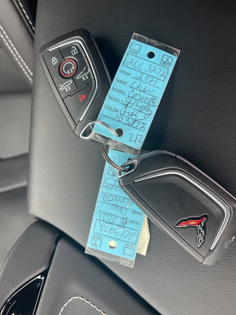 Used 2021 Chevrolet Corvette Stingray Preferred Cpe w/ Chrome Exterior Badge Package image 36