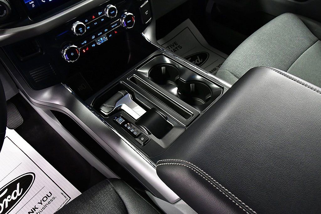 Used 2025 Ford F150 Lightning XLT image 26