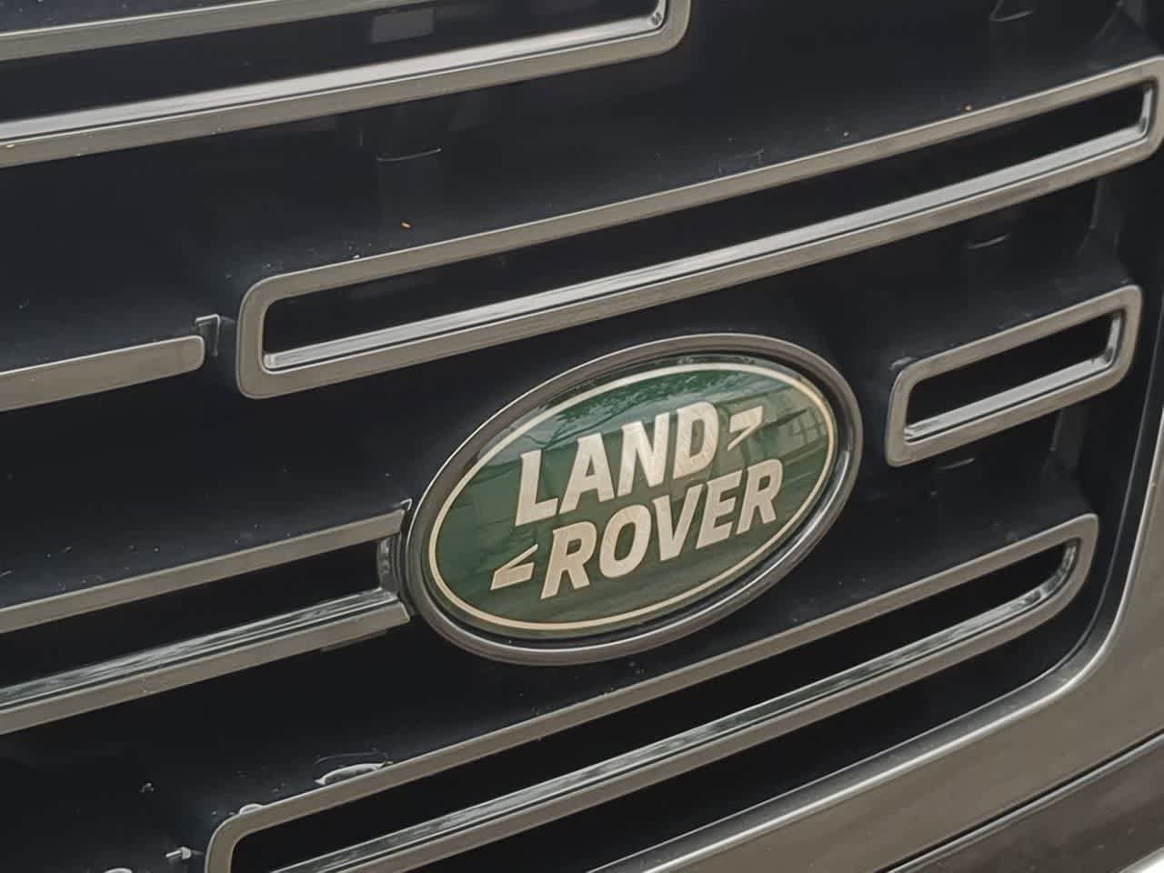 New 2026 Land Rover Range Rover Long Wheelbase SE AWD/4WD image 12