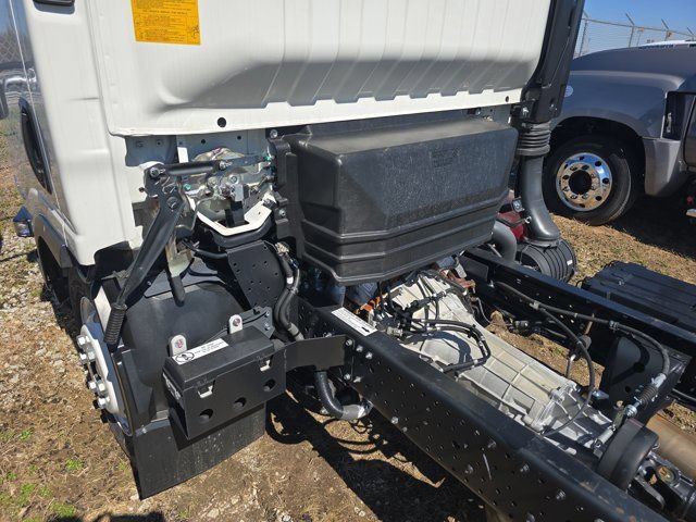 New 2026 Chevrolet Low Cab Forward RWD image 5
