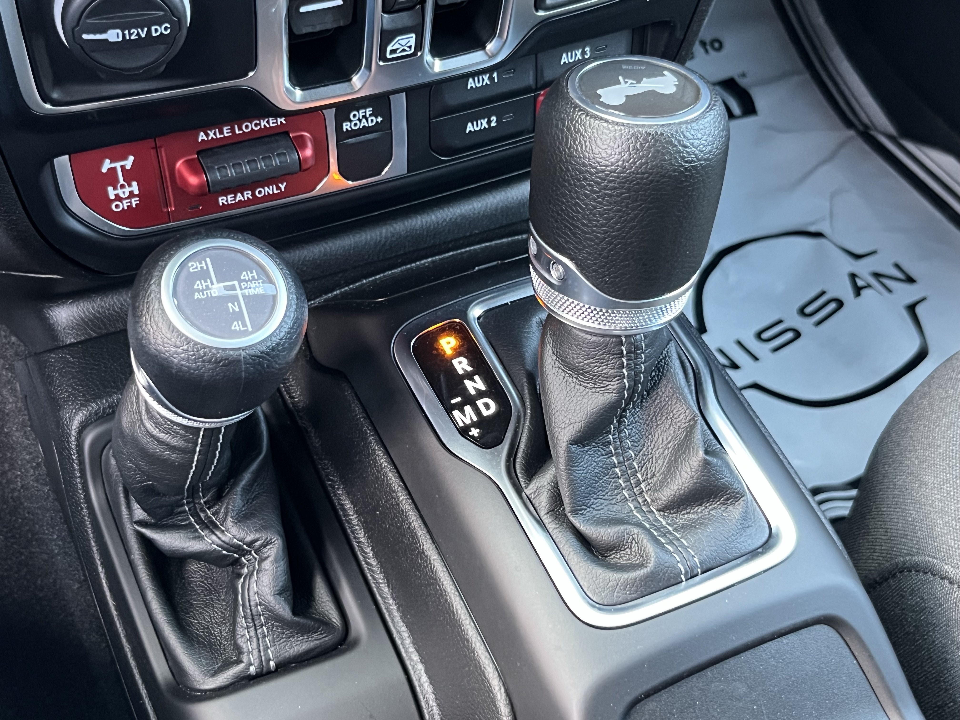 Used 2024 Jeep Wrangler Unlimited AWD/4WD image 31