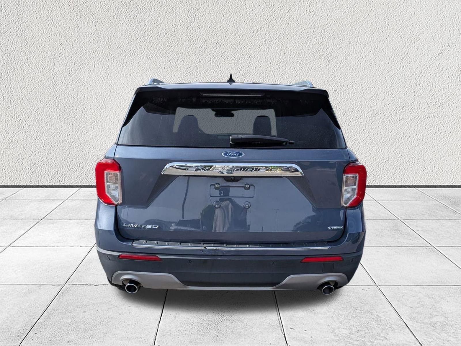 Used 2021 Ford Explorer Limited w/ Hybrid Equipment Group 310A RWD image 4