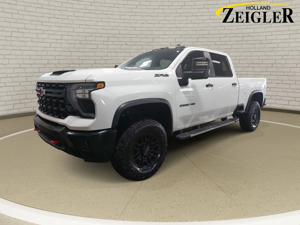 Used 2024 Chevrolet Silverado 2500 ZR2 w/ Technology Package AWD/4WD image 1