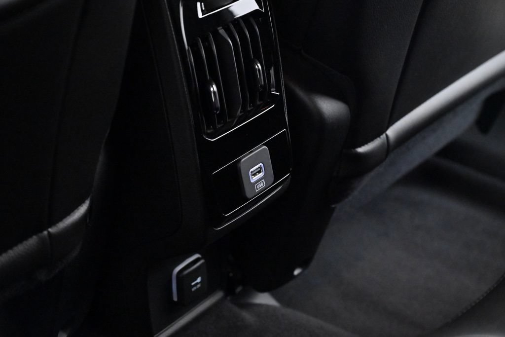 Used 2022 Jeep Compass Latitude FWD image 29