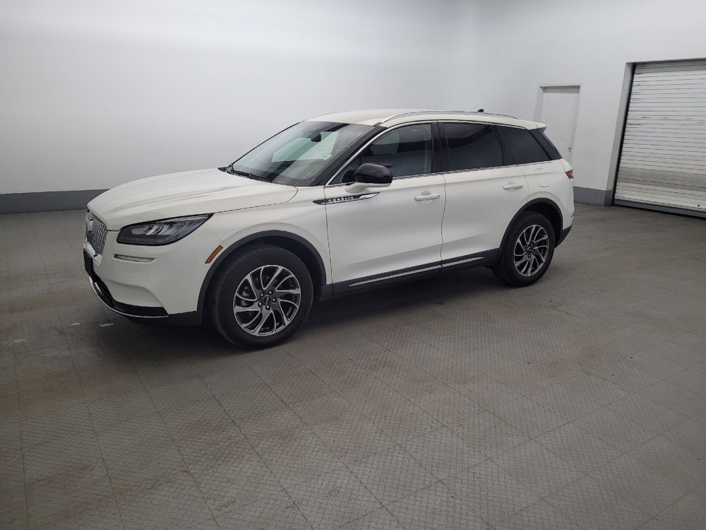 Used 2022 Lincoln Corsair AWD w/ Equipment Group 101A image 2
