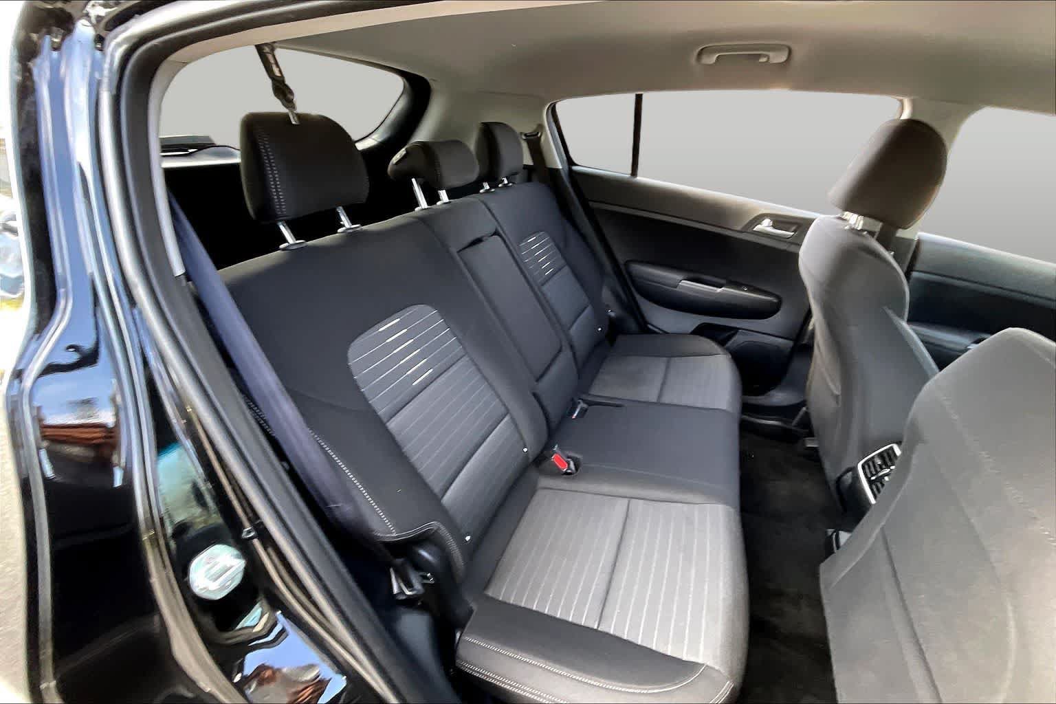 Used 2022 Kia Sportage LX w/ LX AWD Value Edition Package image 35