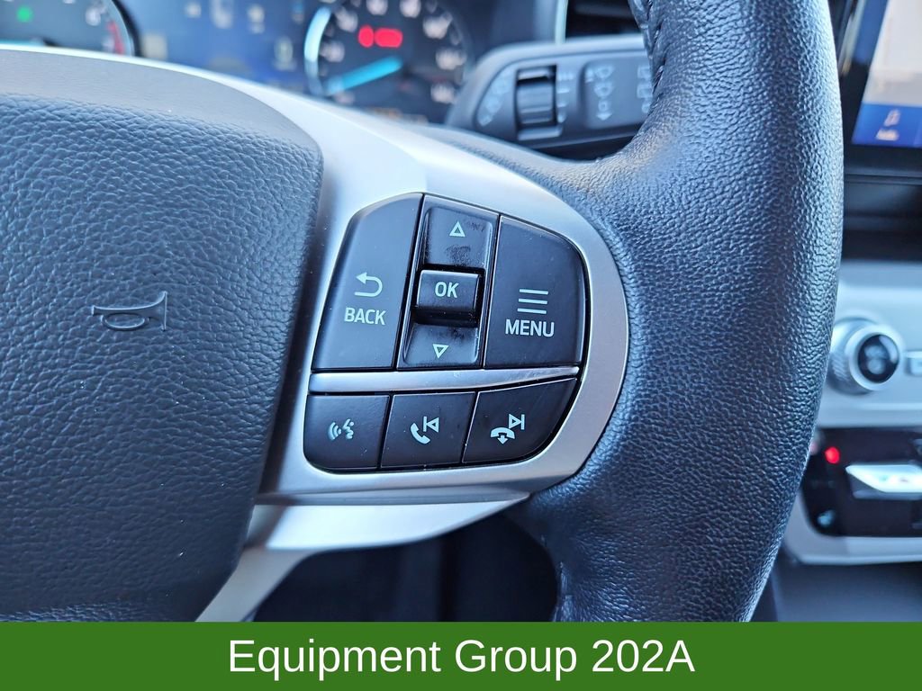 Used 2022 Ford Explorer XLT w/ Equipment Group 202A image 12