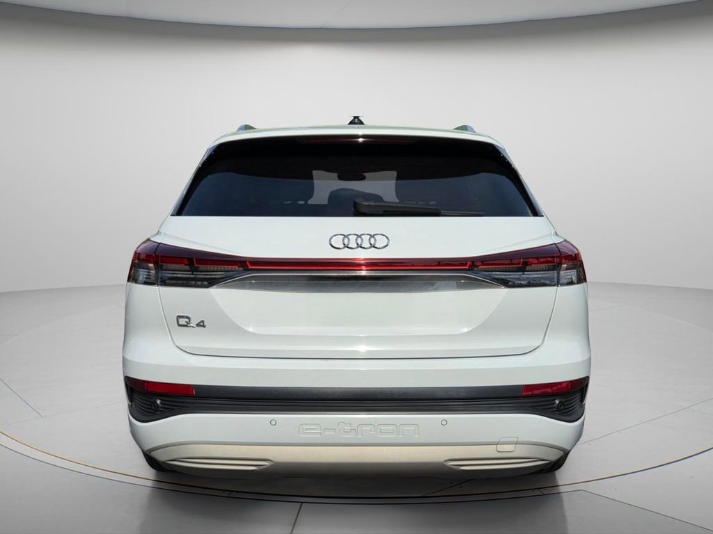 Used 2023 Audi Q4 e-tron Premium Plus w/ Premium Plus image 5