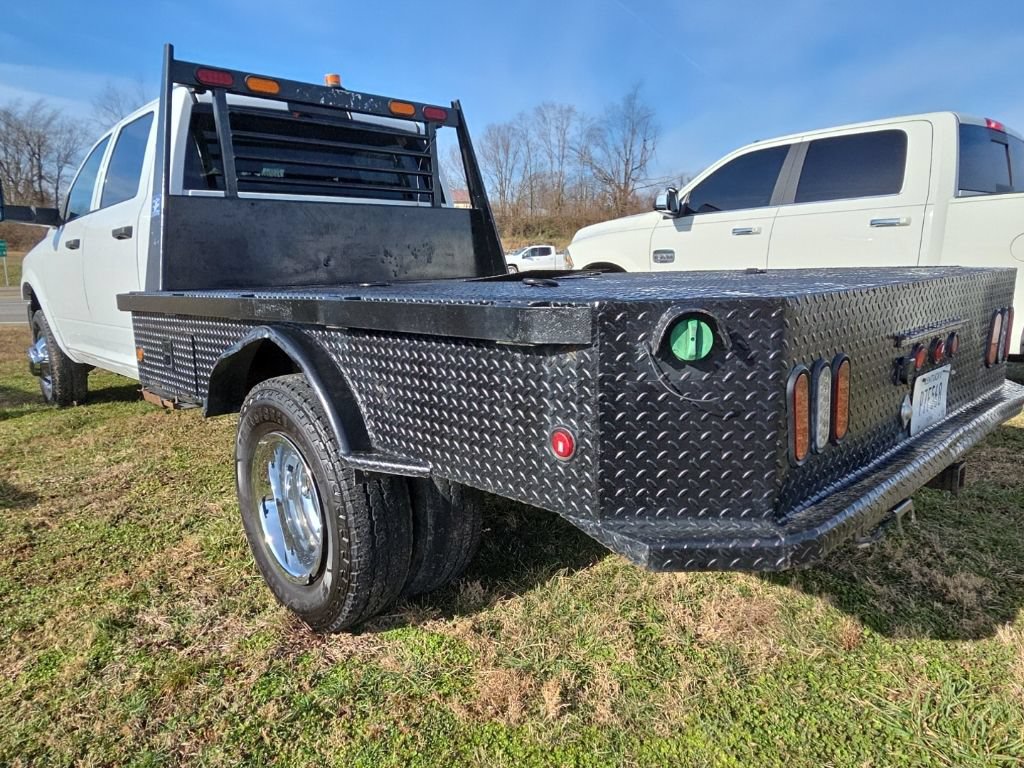 Used 2016 RAM 3500 Tradesman w/ Chrome Appearance Group AWD/4WD image 7