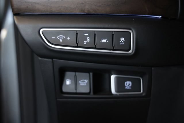 Used 2021 Genesis G90 3.3T Premium RWD image 26