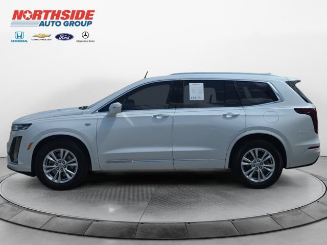 Certified 2025 Cadillac XT6 Luxury FWD image 4