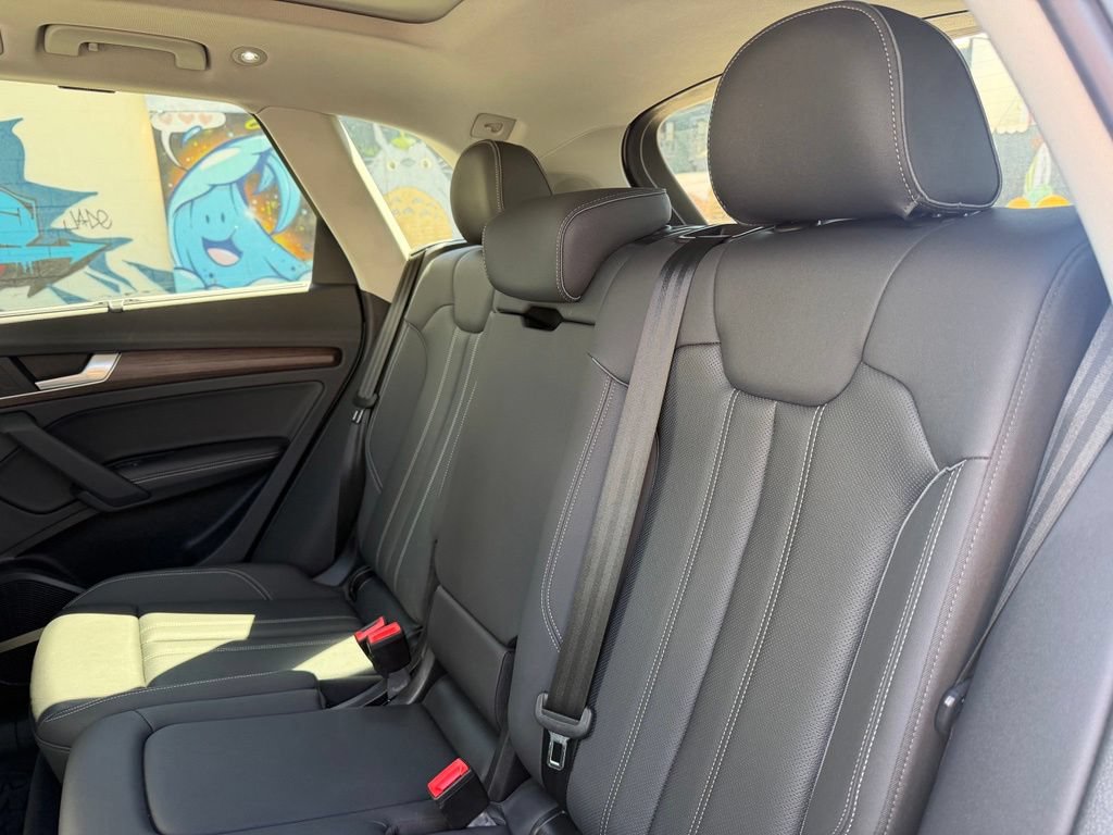 Used 2021 Audi Q5 Prestige AWD/4WD image 16