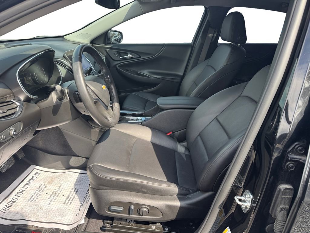 Used 2022 Chevrolet Malibu Premier image 11