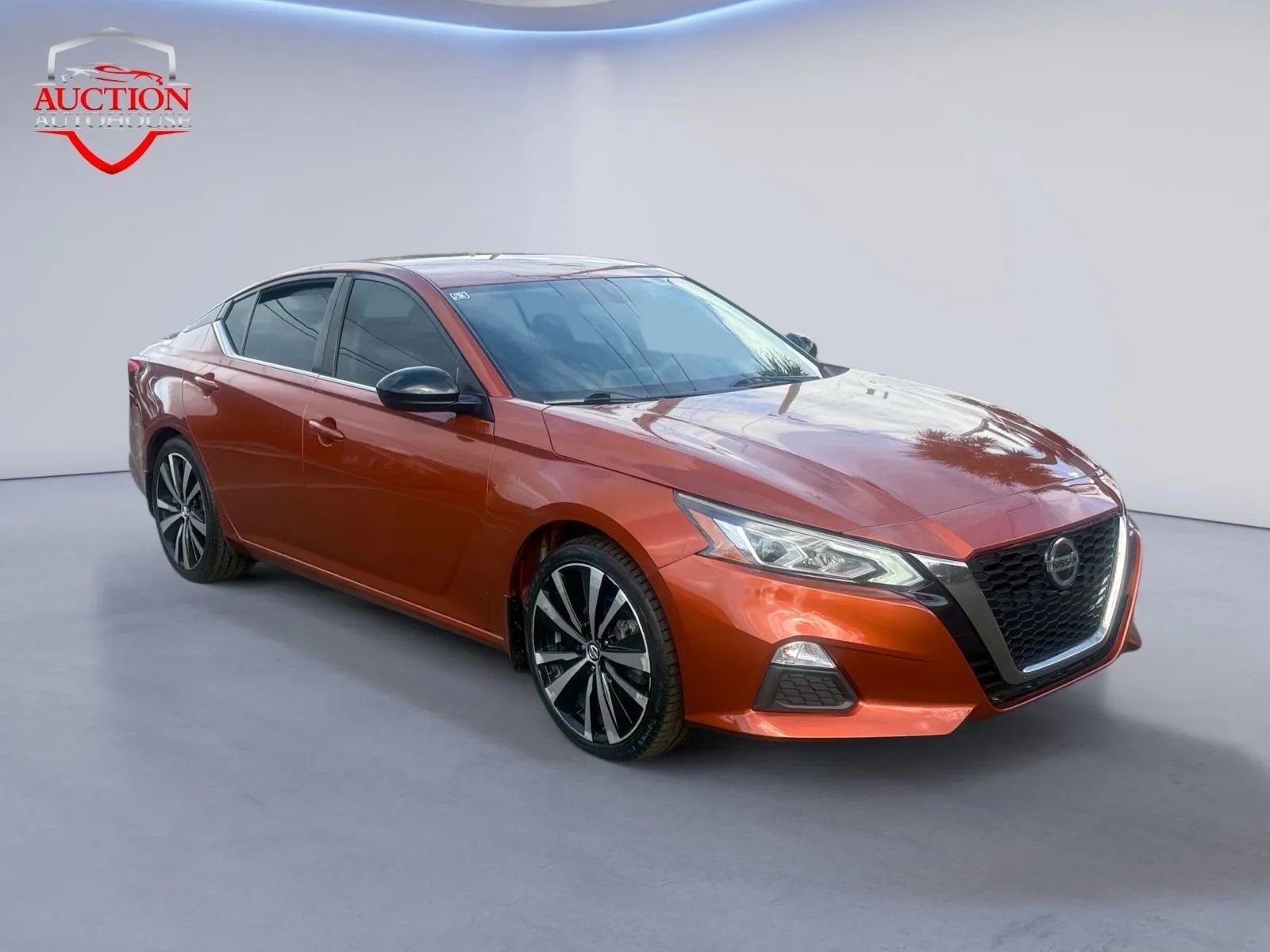 Used 2019 Nissan Altima 2.5 SR image 2